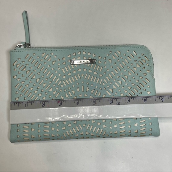 Stella & Dot eyelet clutch bag. - Picture 7 of 9